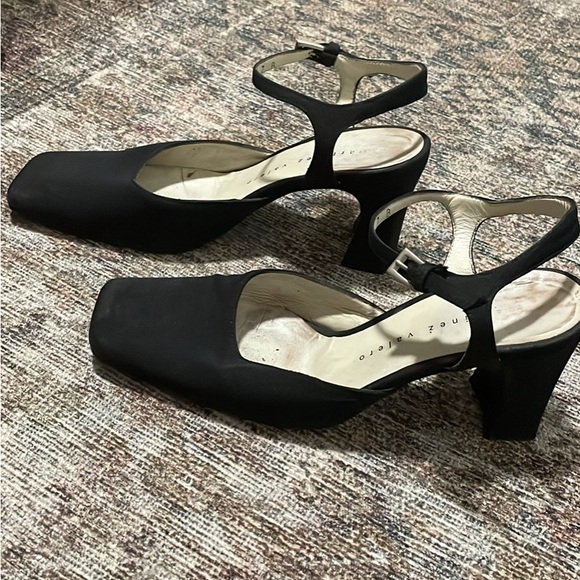Vintage Martinez Valero Square toe Black heels - Picture 2 of 7